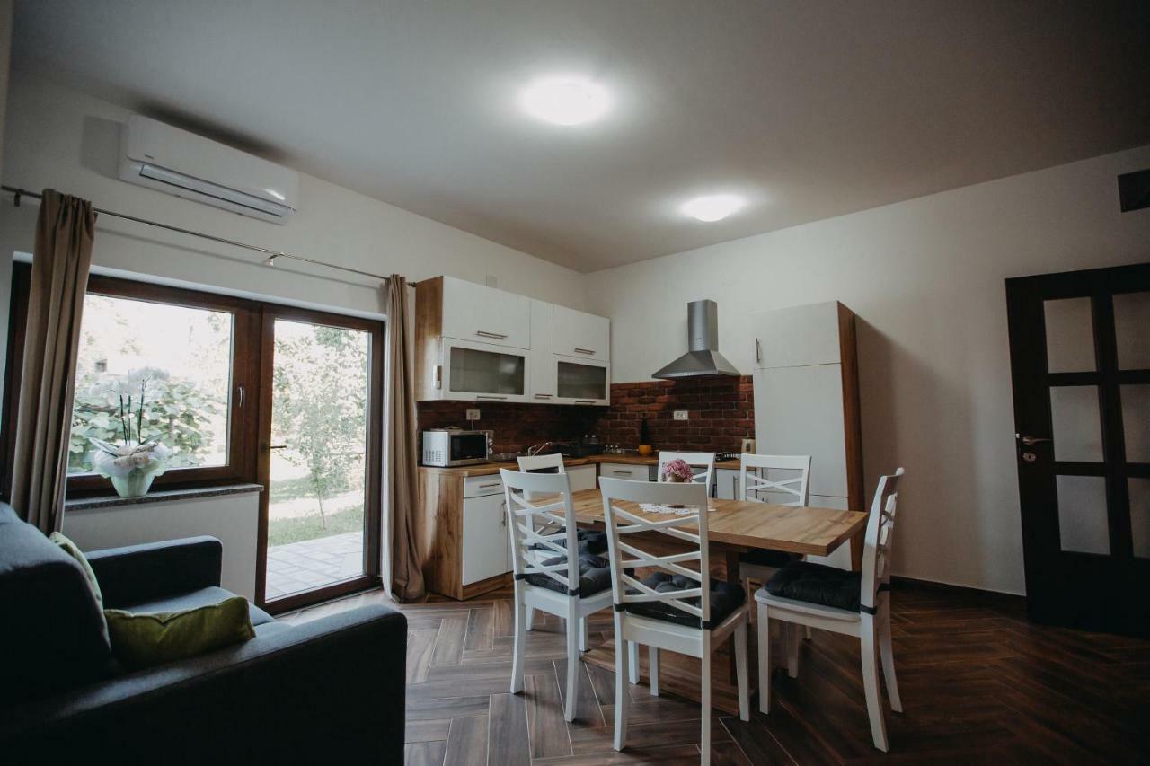 Apartman Vejama Josipdol Exterior foto