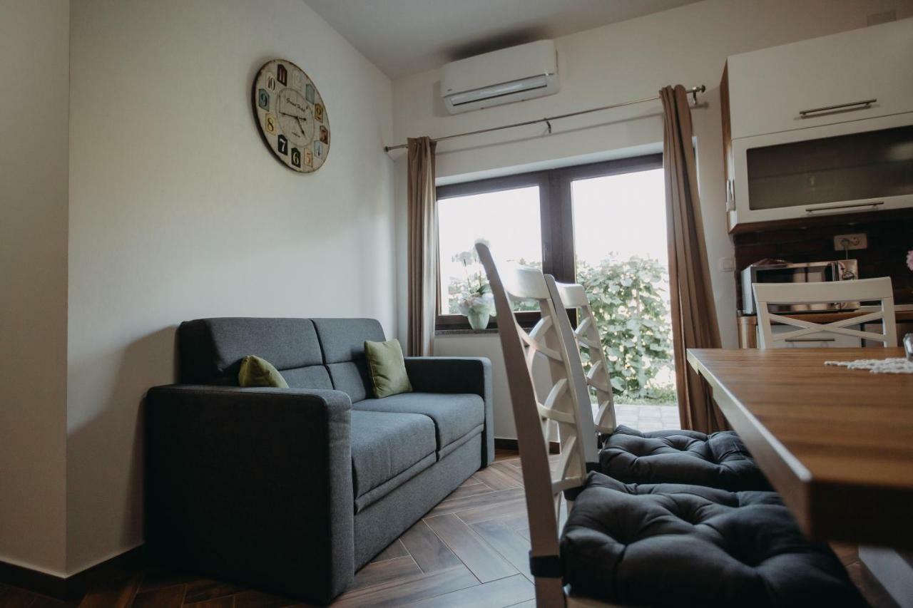 Apartman Vejama Josipdol Exterior foto