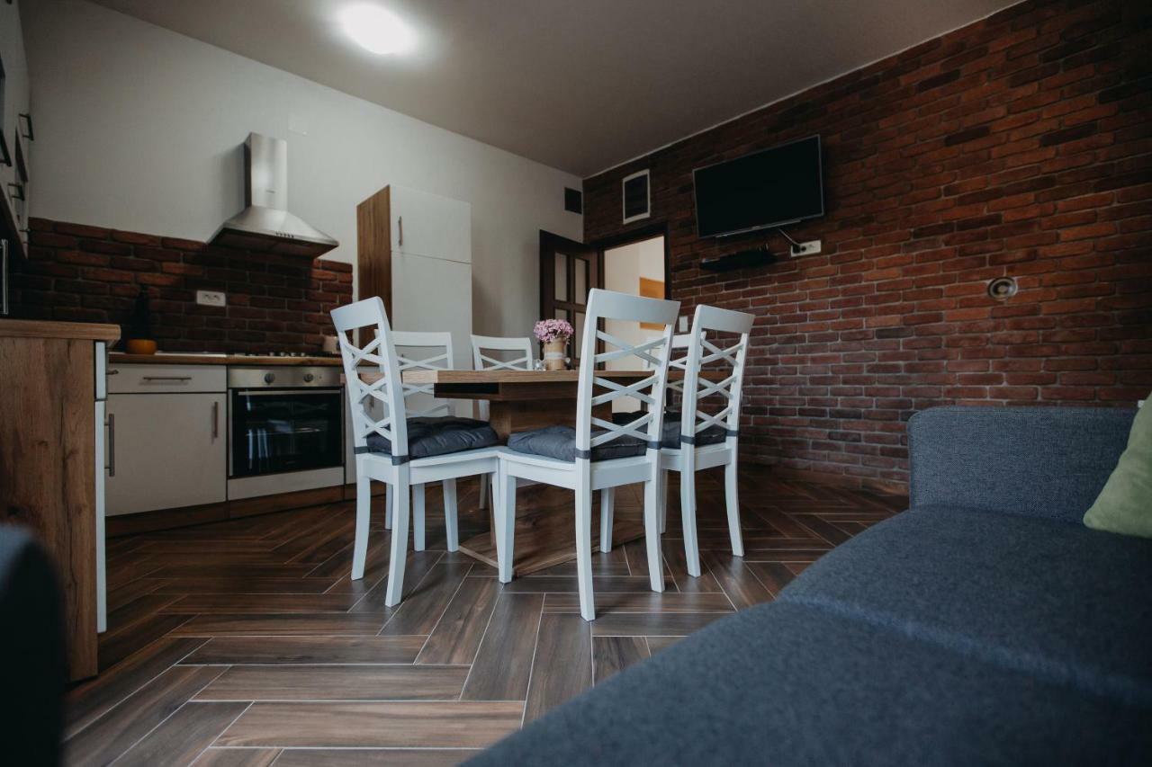 Apartman Vejama Josipdol Exterior foto